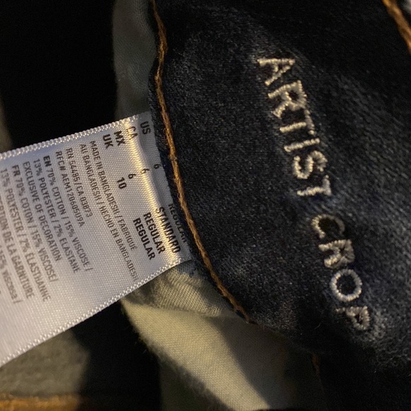 American Eagle Crop Artist Jeans - Picture 3 of 3